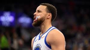 亚特兰大勇士队投手群被称为“三巨头”，由麦达克斯、葛拉文和史摩兹组成