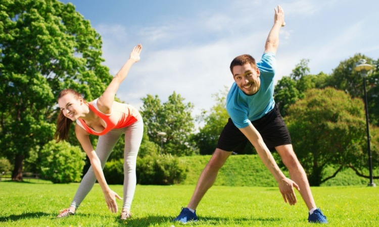 英超争冠变天！曼城维拉同时掉链子 阿森纳有望8分领跑